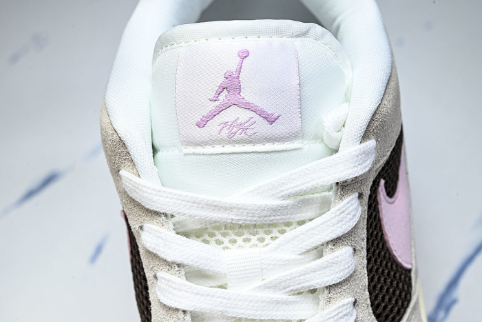 IV3220-261 JORDAN CMFT ERA LOW-TOP RETRO CASUAL SPORTS SHOES BEIGE/BROWN/PINK