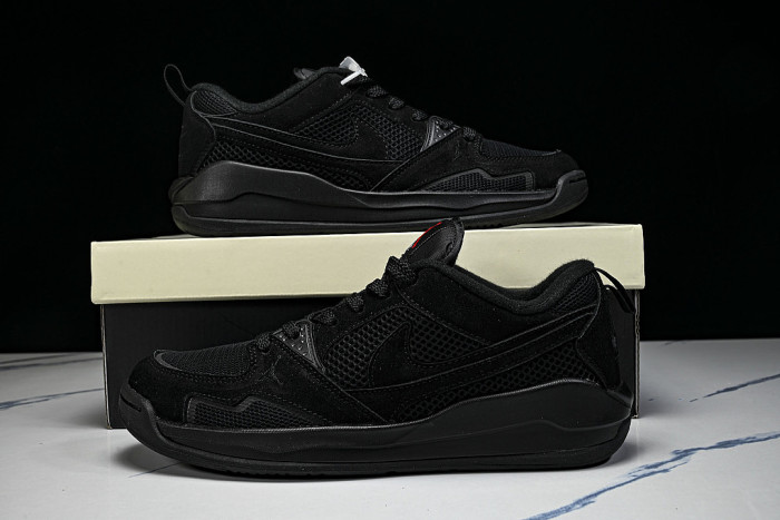 HJ6777-060 JORDAN CMFT ERA BLACK/GYM RED/ANTHRACITE/BLACK