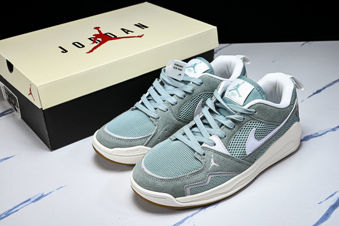 HJ6778-002 JORDAN CMFT ERA LOW-TOP RETRO CASUAL SPORTS SHOES CANNON/SAIL