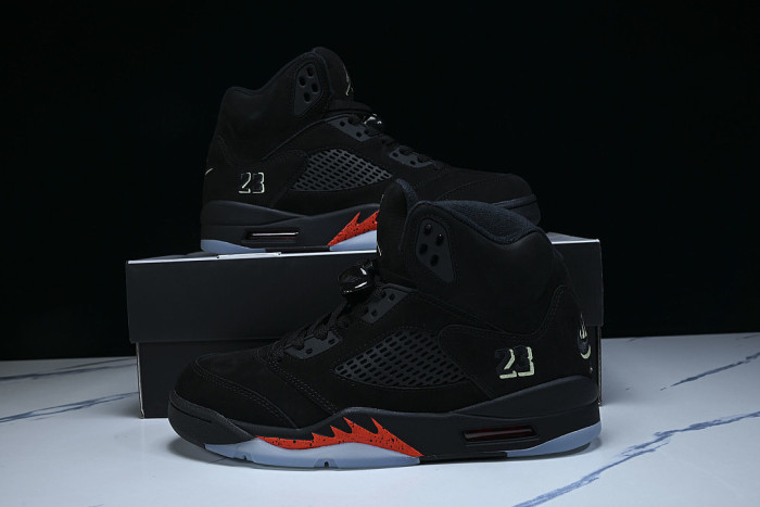 HQ7978-001 AIR JORDAN 5 RETRO OG AJ5 BASKETBALL SHOES BLACK/INKINESS