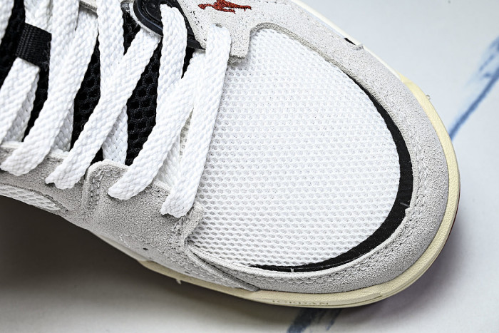 HJ6777-101 JORDAN CMFT ERA SAIL/BLACK/LIGHT CREAM/REDSTONE