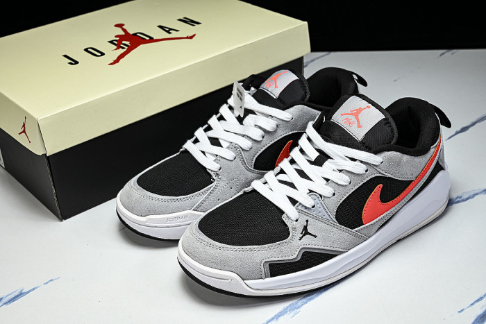 HJ6777- 006 JORDAN CMFT ERA BLACK/WOLF GREY/WHITE/INFRARED 23