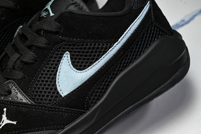 HJ6777-002 JORDAN CMFT ERA BLACK/SAIL/COOL GREY/MINERAL
