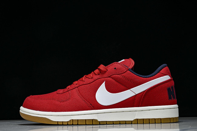 854166-600 BIG LUX LOW UNNIVERSITY RED/MIDNIGHT NAVY/GUM LIGHT BROWN/SAIL