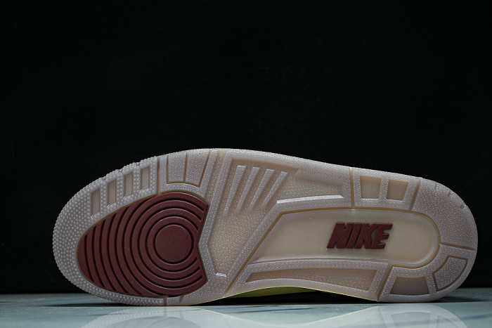 IO7744-600 JORDAN 3 RETRO PRM TEAM RED/METALLIC GOLD/BURGUNDY CRUSH/COCONUT MILK/SMOKEY MAUVE