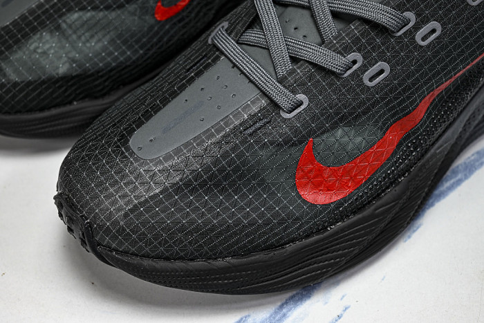 HM9697-002 AVA X BREATHABLE AND SUPPORTIVE RUNNING SHOES BLACK/GREY/RED