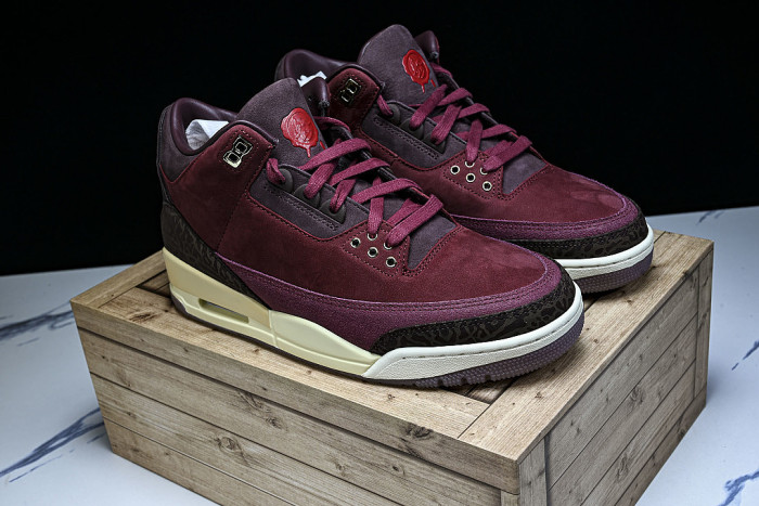 IO7744-600 JORDAN 3 RETRO PRM TEAM RED/METALLIC GOLD/BURGUNDY CRUSH/COCONUT MILK/SMOKEY MAUVE