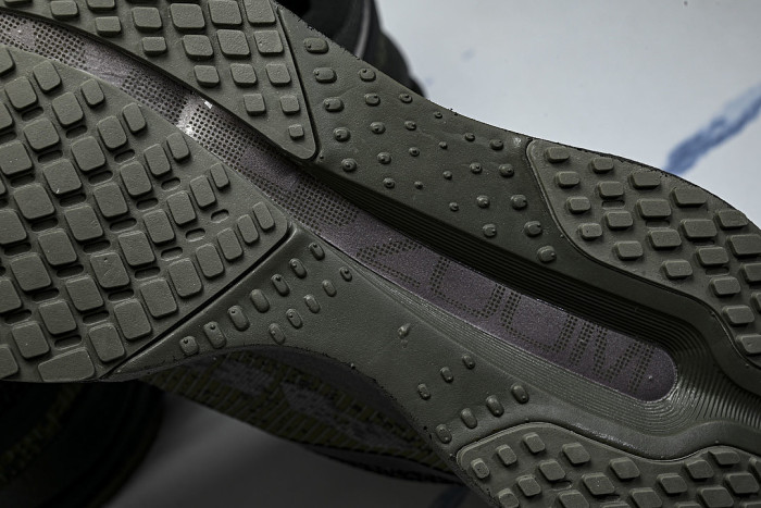 IM6000-264 AIR ZOOM PEGASUS PREMIUM SP LIGHT LODEN/DARK CHARCOAL/PEWTER/METALLIC MEDIUM ASH