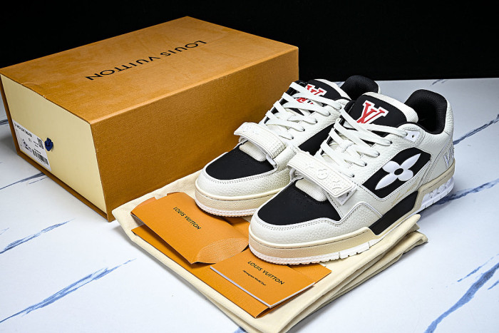 LEATHER SPORTS SHOES WHITE/BLACK/WHITE