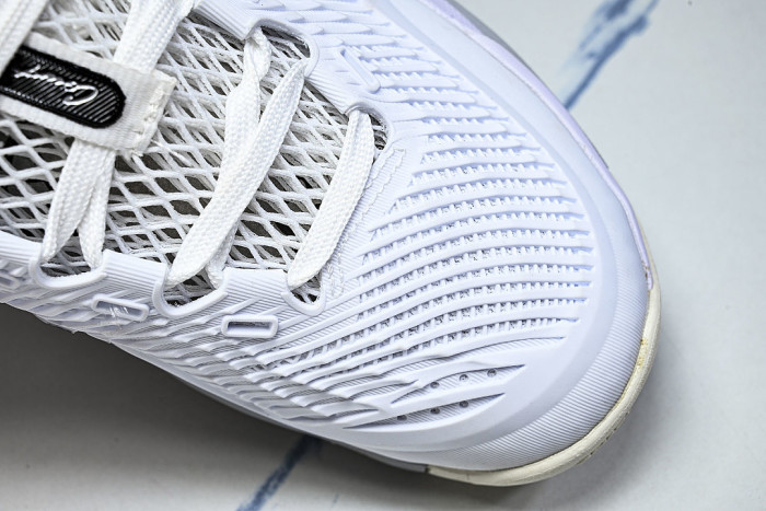 1041A370-100 COURT FF 3 WHITE/BLACK/WHITE