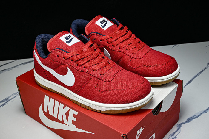 854166-600 BIG LUX LOW UNNIVERSITY RED/MIDNIGHT NAVY/GUM LIGHT BROWN/SAIL