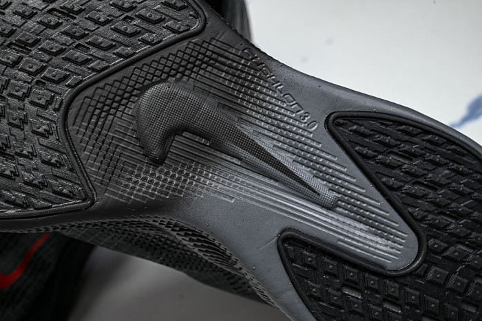 HM9697-002 AVA X BREATHABLE AND SUPPORTIVE RUNNING SHOES BLACK/GREY/RED