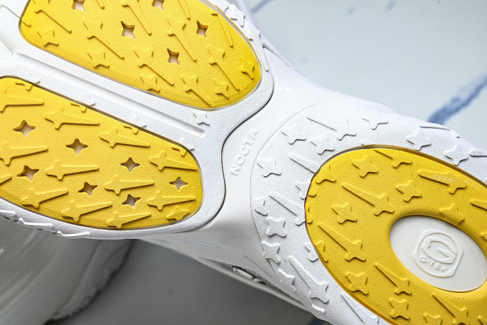 DZ7293-100 HOT STEP 2 WHITE/CHROME/UNIVERSITY GOLD