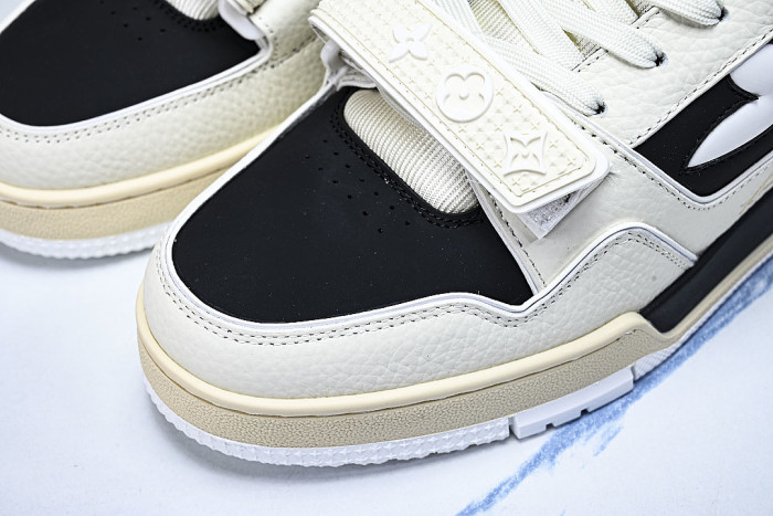 LEATHER SPORTS SHOES WHITE/BLACK/WHITE