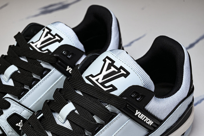 MAN TRAINER SPORTS SHOES LACE UP COWHIDE RUNNING SHOES CASUAL BOARD SHOES LIGHT BLUE/ICE BLUE