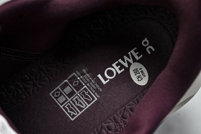 ON RUNNING LEISURE SPORTS SHOES WHITE/WINE RED