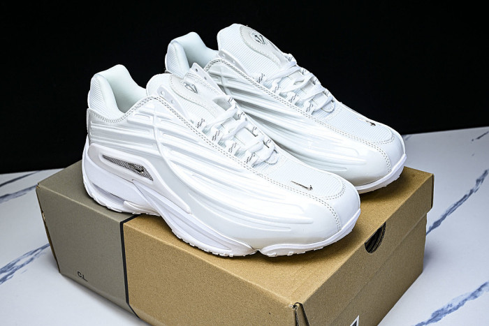DZ7293-100 HOT STEP 2 WHITE/CHROME/UNIVERSITY GOLD