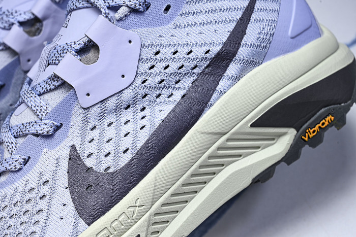 HV8115-003 ZOOMX ACG ZEGAMA GHOST/SEA GLASS/SMOKE GREY/CEMENT GREY