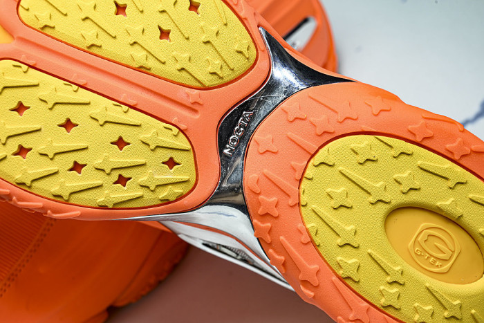 DZ7293-800 HOT STEP 2 TOTAL ORANGE/UNIVERSITY GOLD/CHROME