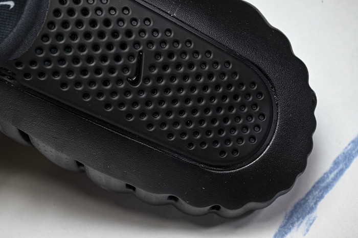 HQ4307-005 MIND 001 SLIDE BLACK/ANTHRACITE/COOL GREY