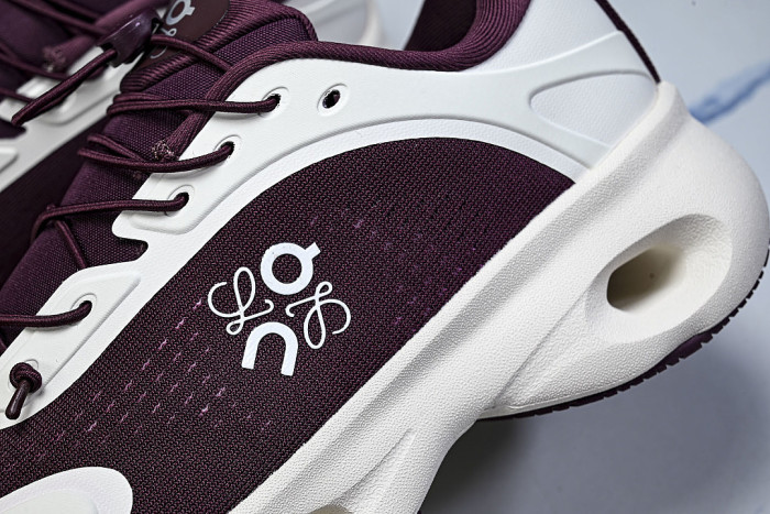 ON RUNNING LEISURE SPORTS SHOES WHITE/WINE RED