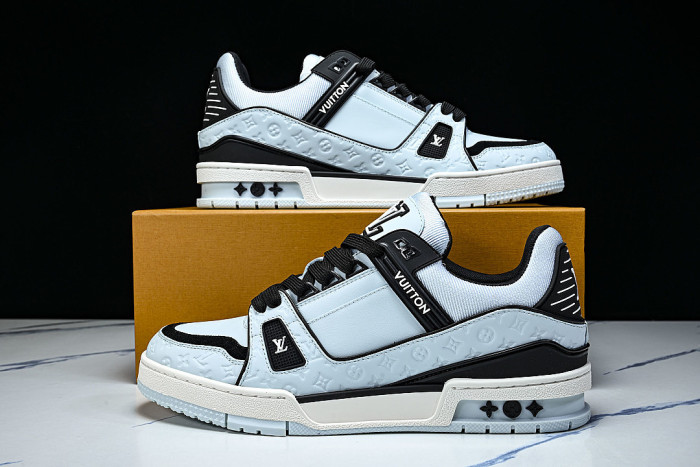 MAN TRAINER SPORTS SHOES LACE UP COWHIDE RUNNING SHOES CASUAL BOARD SHOES LIGHT BLUE/ICE BLUE