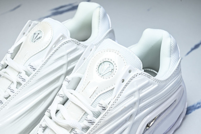 DZ7293-100 HOT STEP 2 WHITE/CHROME/UNIVERSITY GOLD