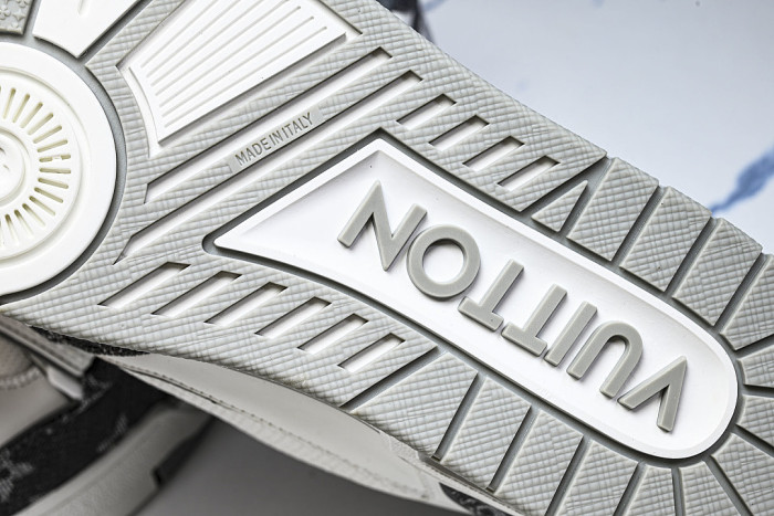 LEATHER SPORTS SHOES WHITE/BLACK/GREY