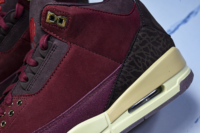 IO7744-600 JORDAN 3 RETRO PRM TEAM RED/METALLIC GOLD/BURGUNDY CRUSH/COCONUT MILK/SMOKEY MAUVE