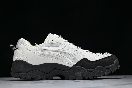 1203A746-021 GEL-TRUCK OUTDOOR SPORTS HIKING SHOES WHITE/BLACK