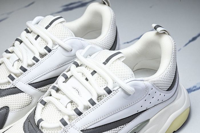 2026 THE NEW MEN'S SHOES ARE FASHIONABLE AND TRENDY LACE UP SPORTS SHOES WHITE/OFF WHITE