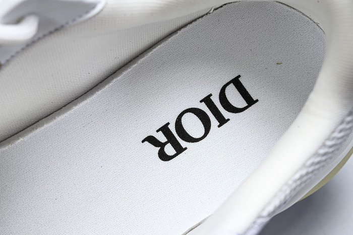 2026 THE NEW MEN'S SHOES ARE FASHIONABLE AND TRENDY LACE UP SPORTS SHOES WHITE/OFF WHITE