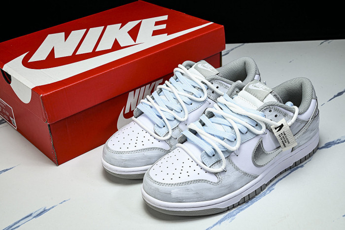 HF5441-105 DUNK LOW CASUAL SNEAKERS WHITE/LIGHT SMOKE GREY/WHITEC