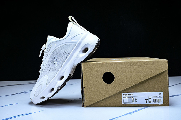 ON RUNNING LEISURE SPORTS SHOES WHITE/WHITE/WHITE