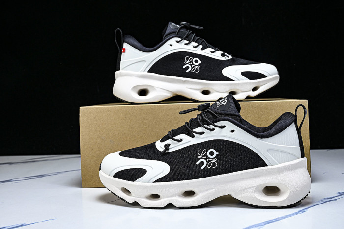 ON RUNNING LEISURE SPORTS SHOES BLACK/WHITE