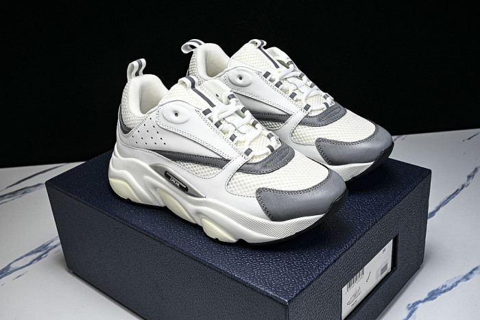 2026 NEW TRENDY LACE UP SPORTS SHOES FOR BOTH MEN AND WOMEN WHITE/OFF WHITE