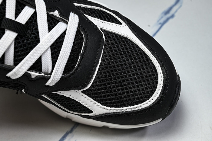 MESH-WOVEN SPORTY CASUAL RUNNING SHOES BLACK/WHITE/BLACK