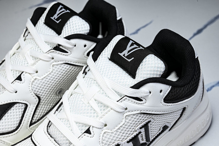 MESH-WOVEN SPORTY CASUAL RUNNING SHOES WHITE/BLACK/WHITE