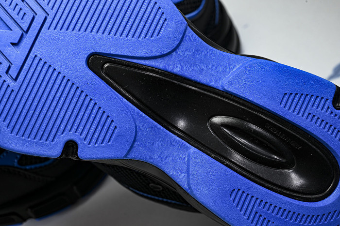 MESH-WOVEN SPORTY CASUAL RUNNING SHOES BLACK/BLUE/BLACK