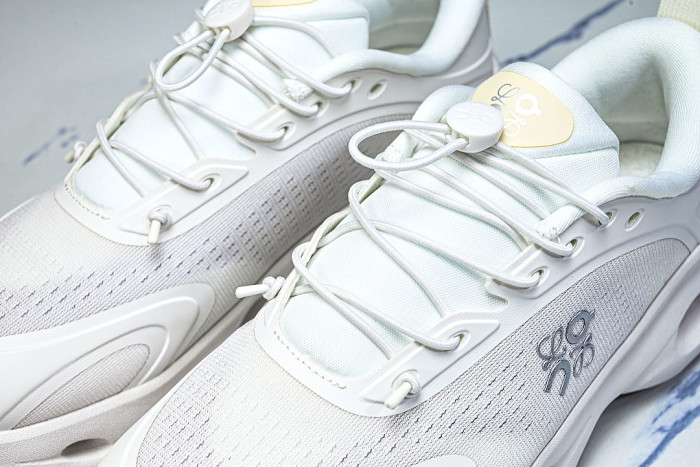 ON RUNNING LEISURE SPORTS SHOES WHITE/WHITE/WHITE