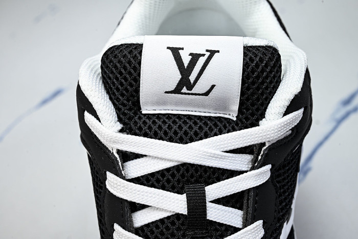 MESH-WOVEN SPORTY CASUAL RUNNING SHOES BLACK/WHITE/BLACK
