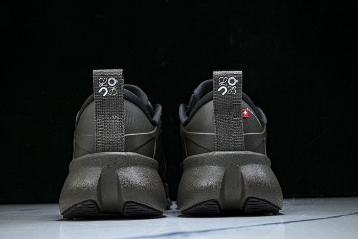 ON RUNNING LEISURE SPORTS SHOES BLACK/DARK BROWN