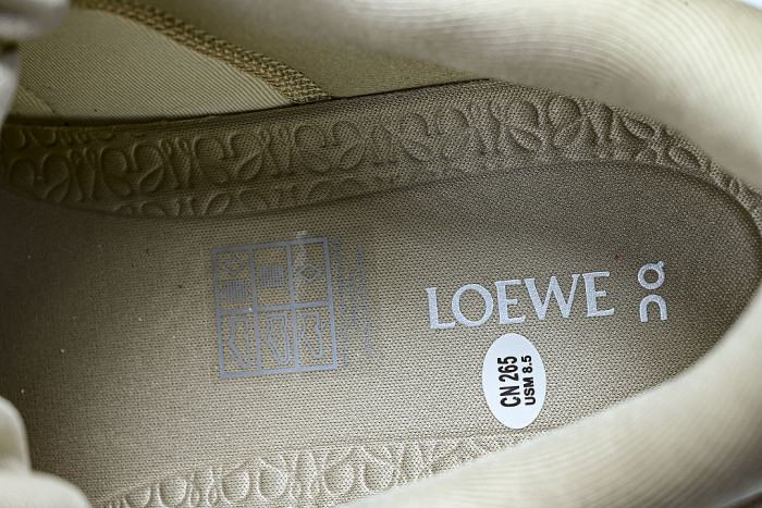 ON RUNNING LEISURE SPORTS SHOES WHITE/BROWN