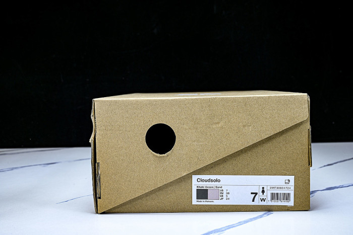 ON RUNNING LEISURE SPORTS SHOES BEIGE/GREEN