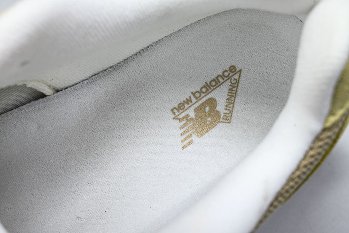 U90606U0 RETRO CASUAL SPORTS JOGGING SHOES YELLOW/WHITE/YELLOW
