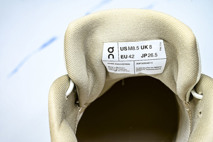 ON RUNNING LEISURE SPORTS SHOES WHITE/BROWN