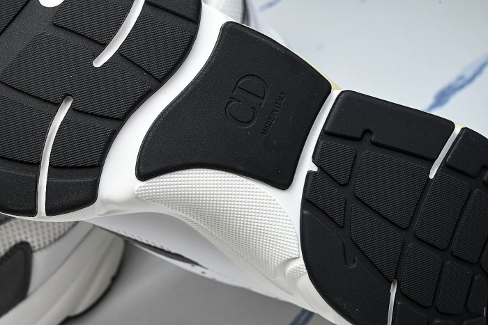 2026 THE NEW MEN'S SHOES ARE FASHIONABLE AND TRENDY LACE UP SPORTS SHOES WHITE/OFF WHITE