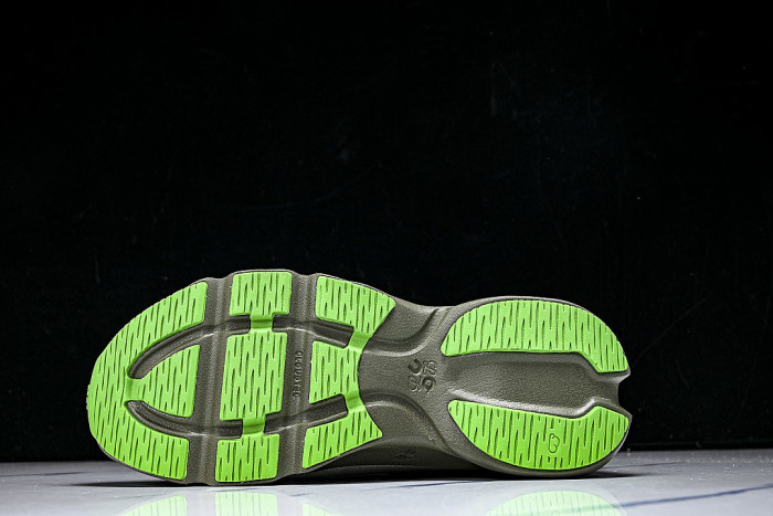 ON RUNNING LEISURE SPORTS SHOES BEIGE/GREEN