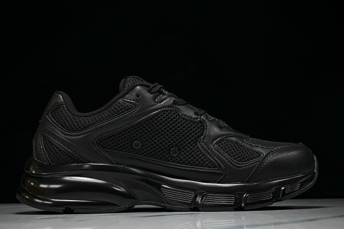 MESH-WOVEN SPORTY CASUAL RUNNING SHOES BLACK/BLACK/BLACK