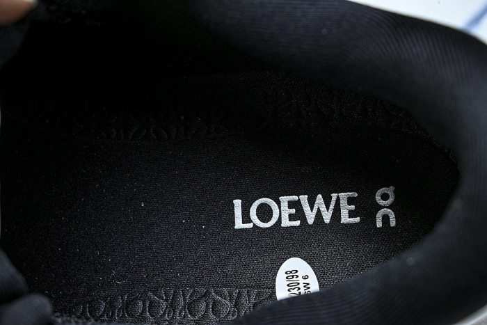 ON RUNNING LEISURE SPORTS SHOES BLACK/WHITE